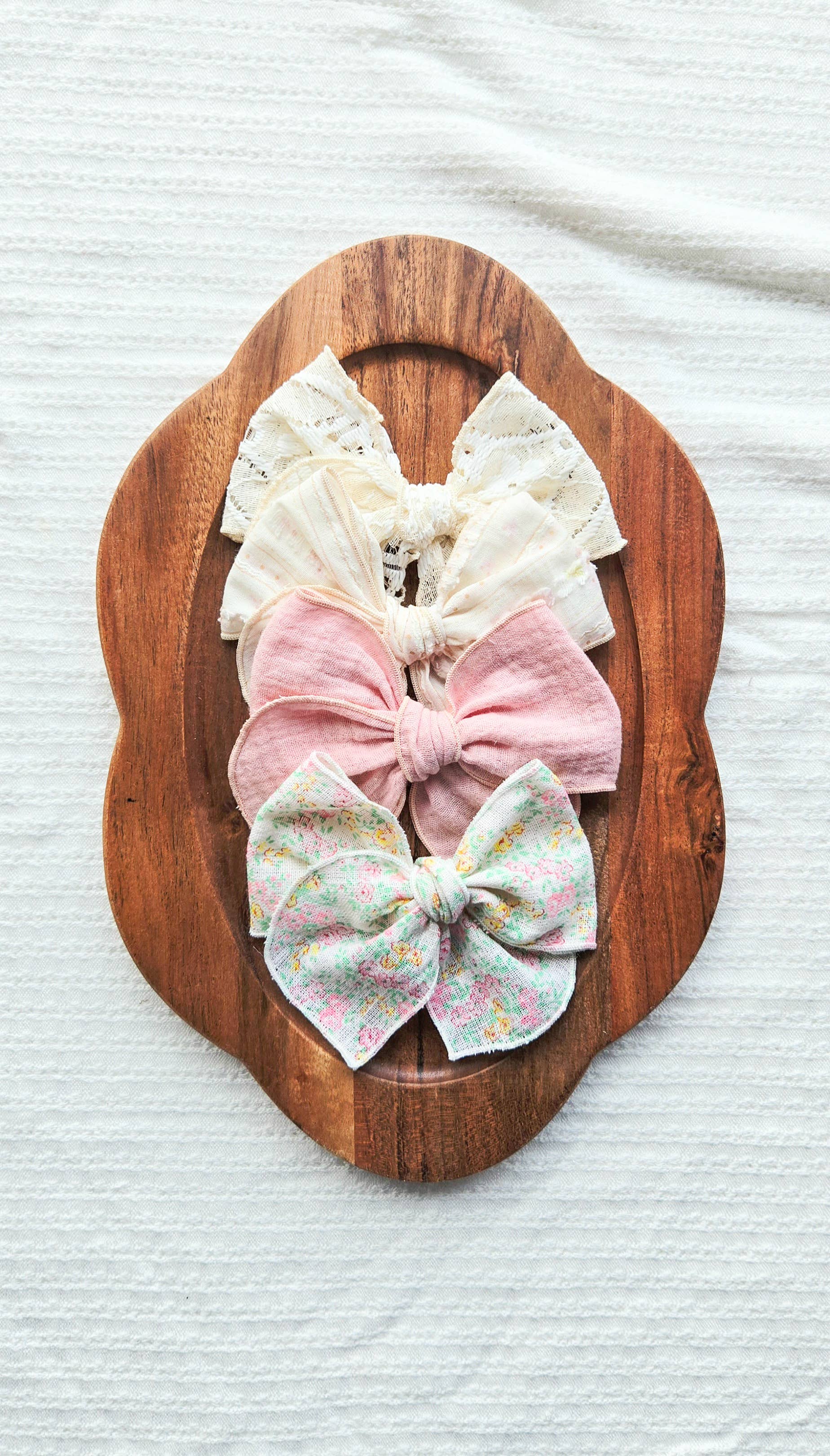 Fable Bow on Clip • Ginny Floral