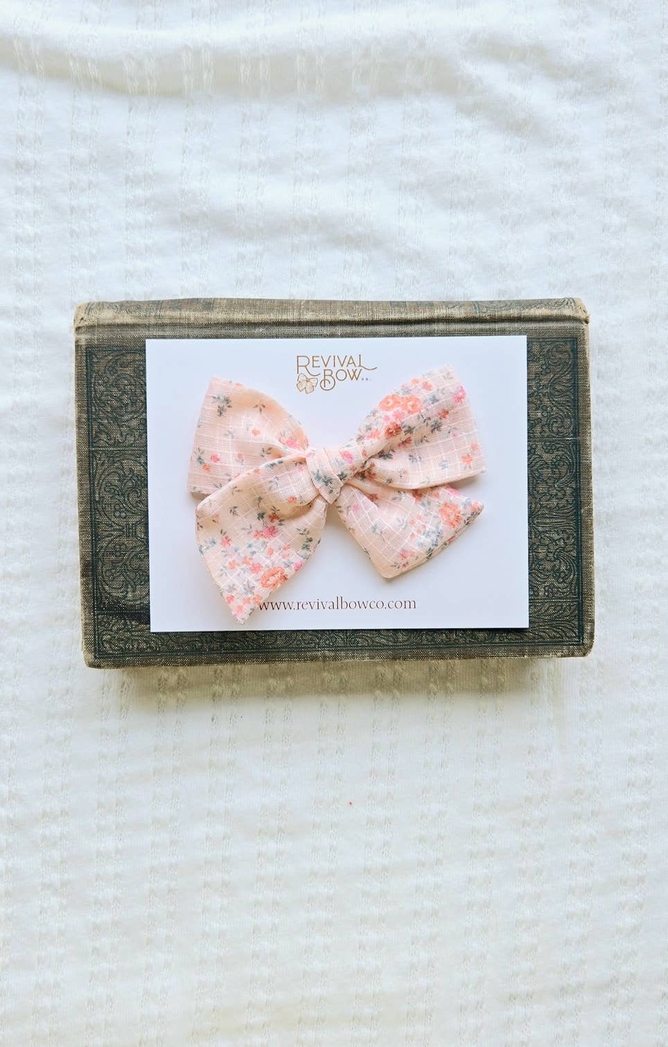 Large Pinwheel Bow on Clip • Floral Peach Grid